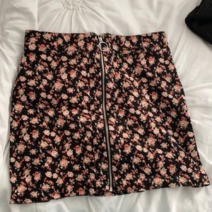 Short skirt!